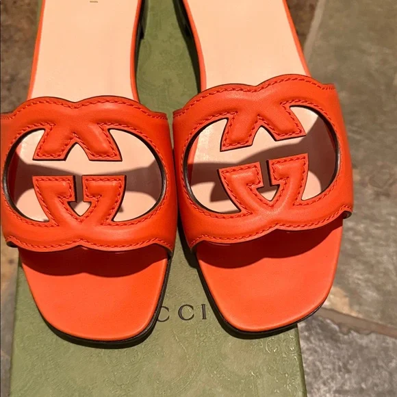 Gucci Women's Bold Orange Slide Sandals - Picture 5 of 6
